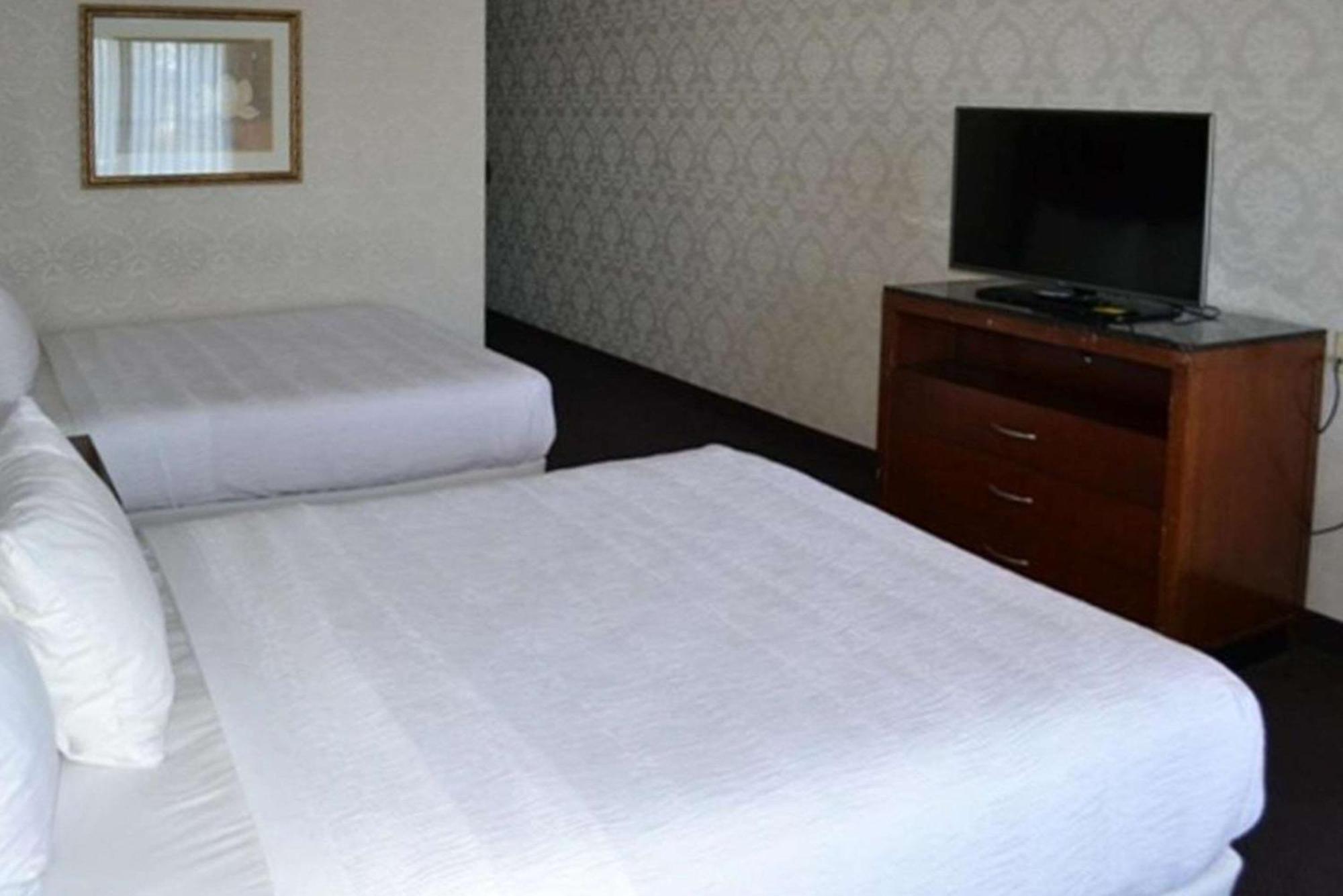 Clarion Inn Idaho Falls Riverfront Buitenkant foto